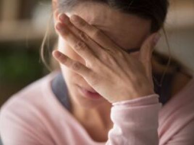 تعمیم افراطی: چگونه یک تجربه را به کل زندگی تعمیم می‌دهیم و به خودمان آسیب می‌زنیم؟